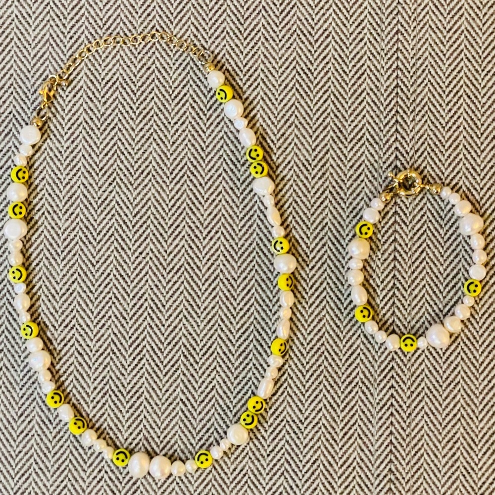 Necklace & Bracelet